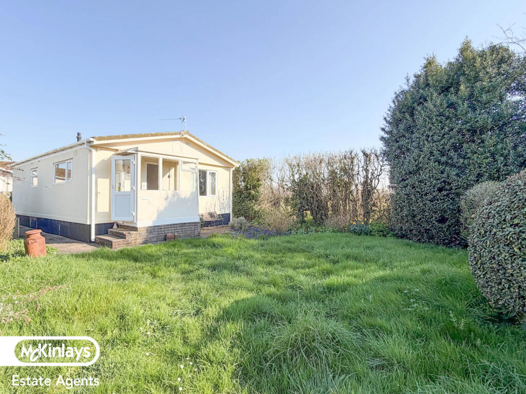 Main image of property: MIDDLEZOY