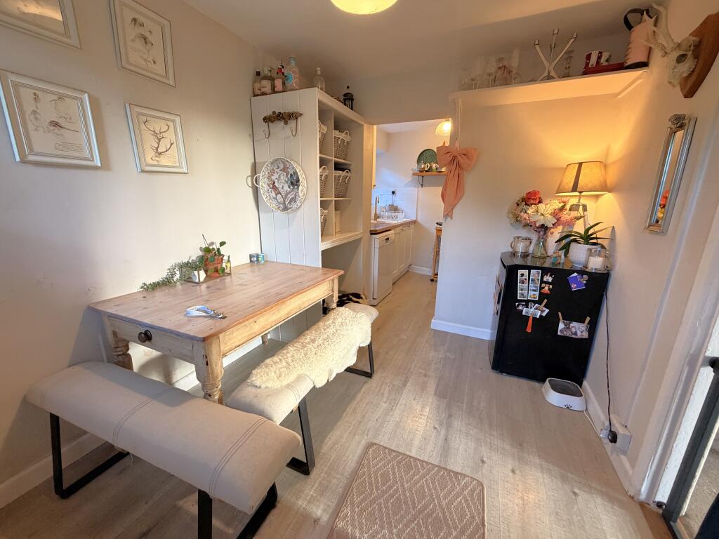 House in Salisbury, Alvediston - View 4
