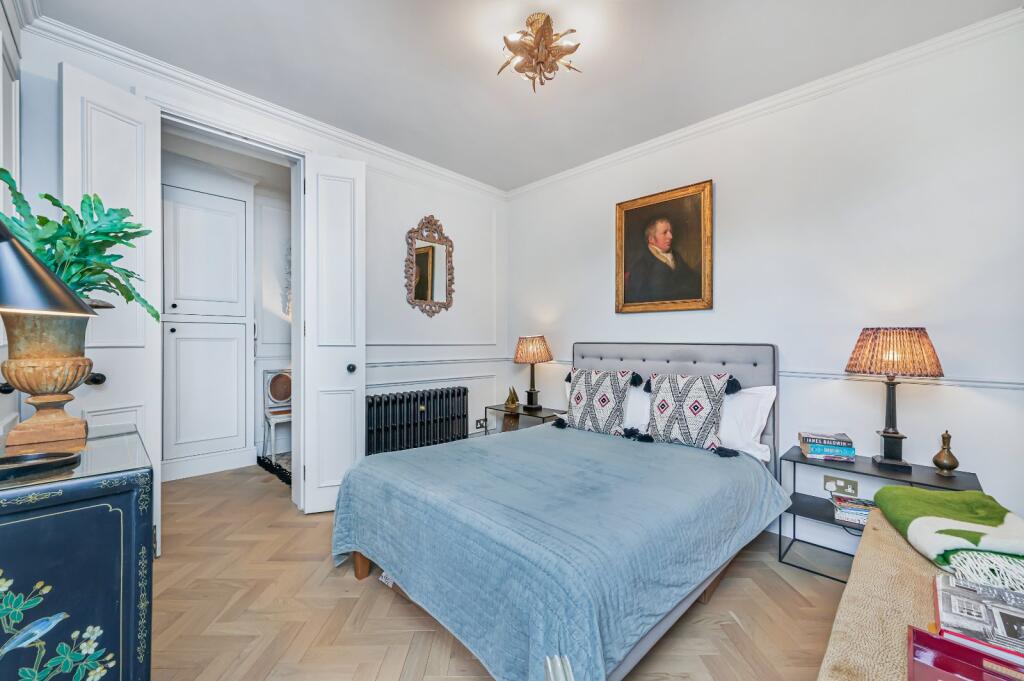 Apartment in London - View 5