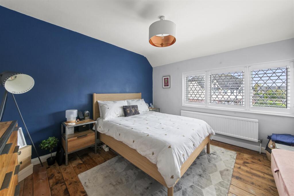 House in Southall - View 5