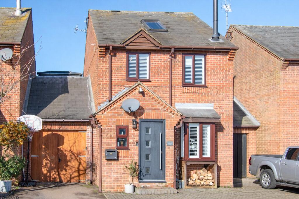 Main image of property: Woodlands Meade, Damask Green Road, Weston, Hitchin, SG4