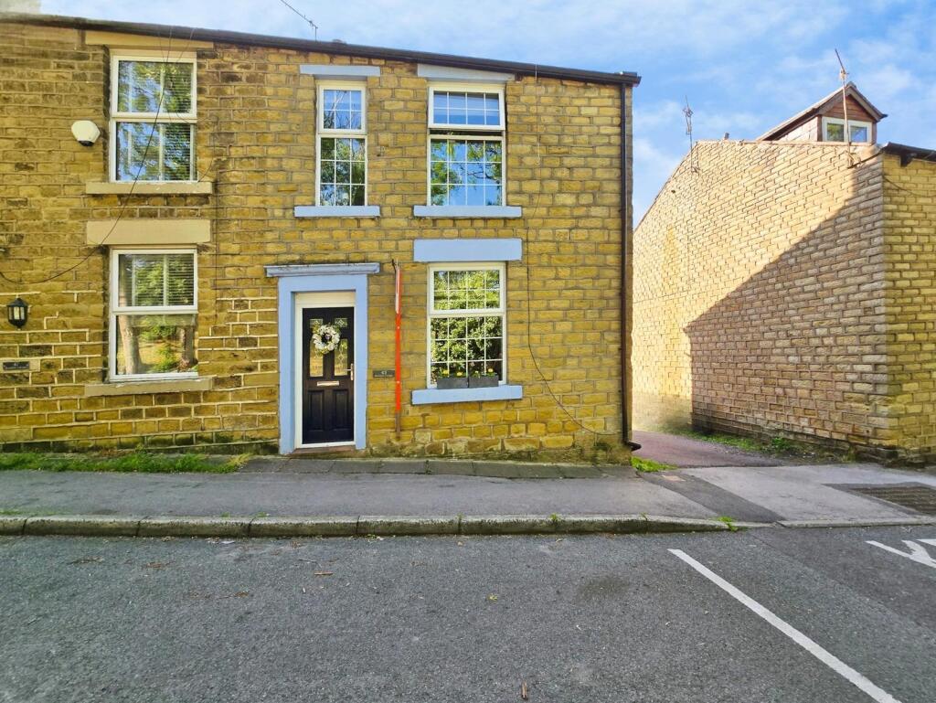Main image of property: Micklehurst Road, ASHTON-UNDER-LYNE, Lancashire, OL5
