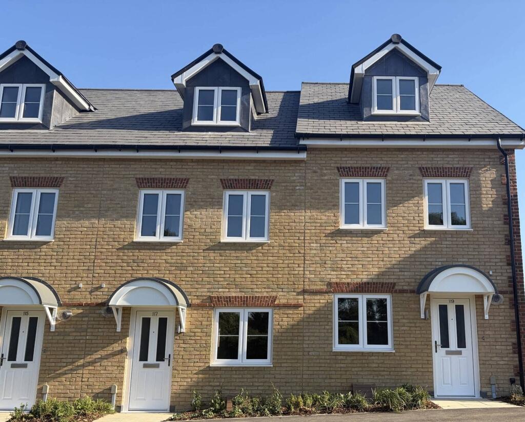 Main image of property: Tovil, Maidstone, Kent, ME15 6FL