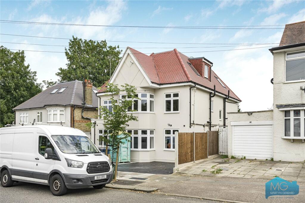 Beaconsfield Road, Friern Barnet, N11 photo 4