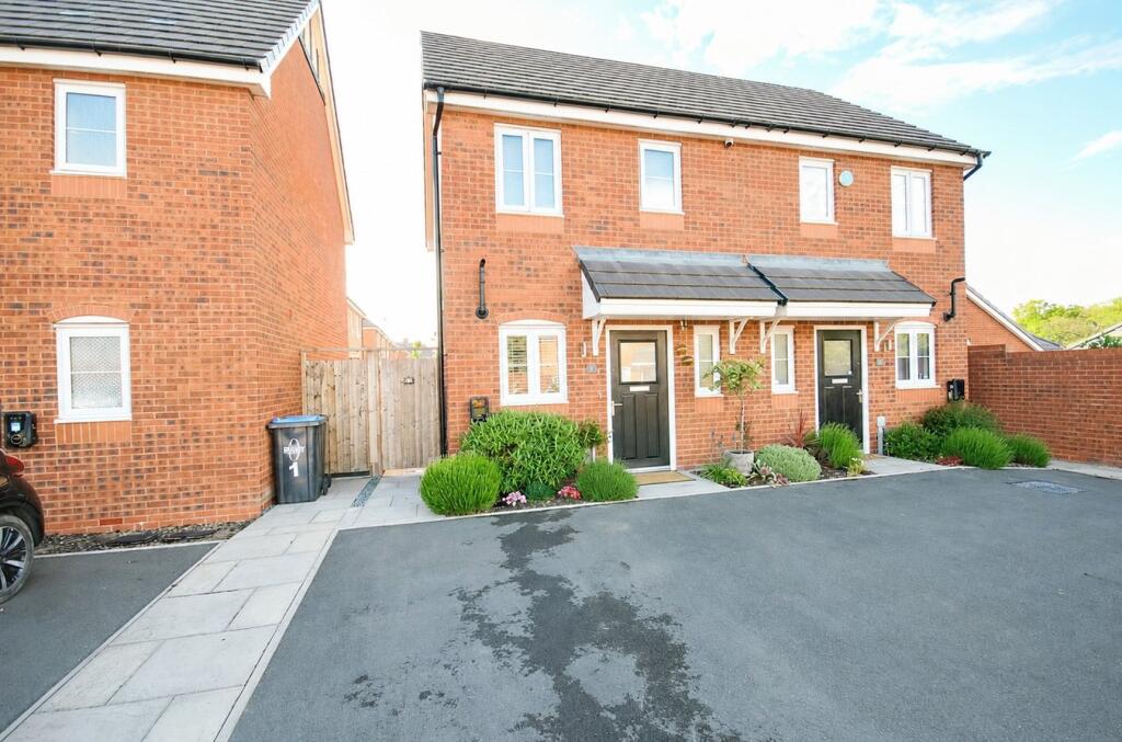 Main image of property: Marl Close, Binley Woods, Coventry, CV3
