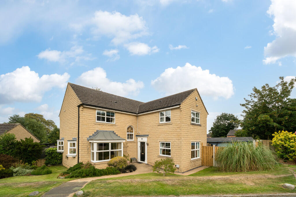 Main image of property: Cambridge Chase, Gomersal