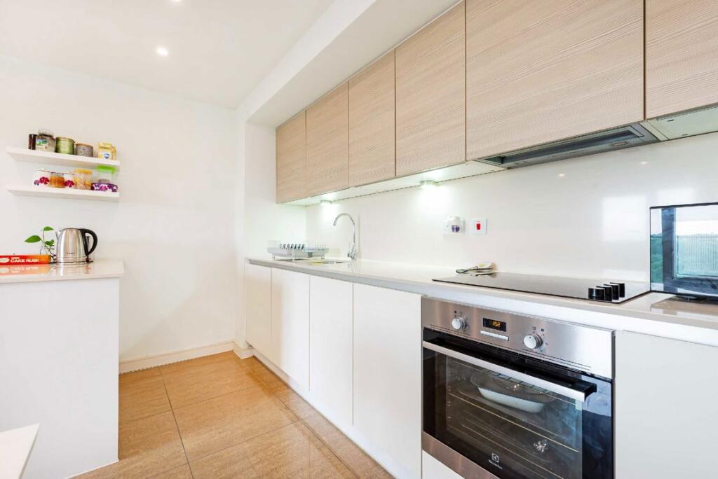 Apartment in London - View 4