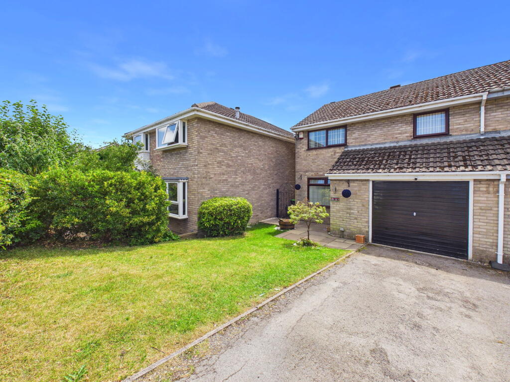 House in Ashfield, Kirkby-in-Ashfield, Sutton-in-Ashfield