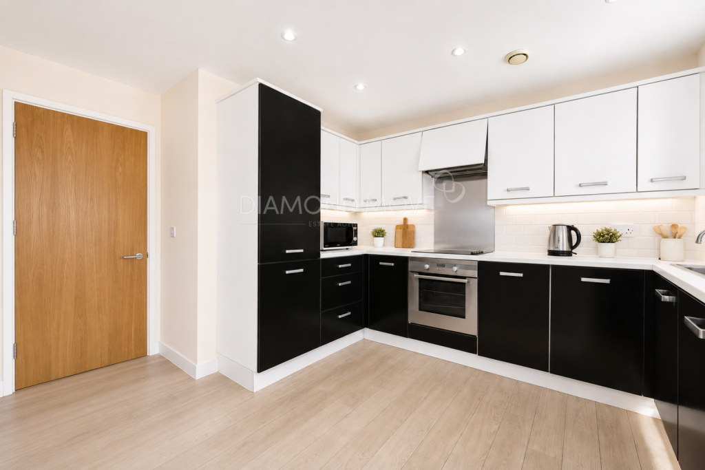 Apartment in Twickenham - View 4
