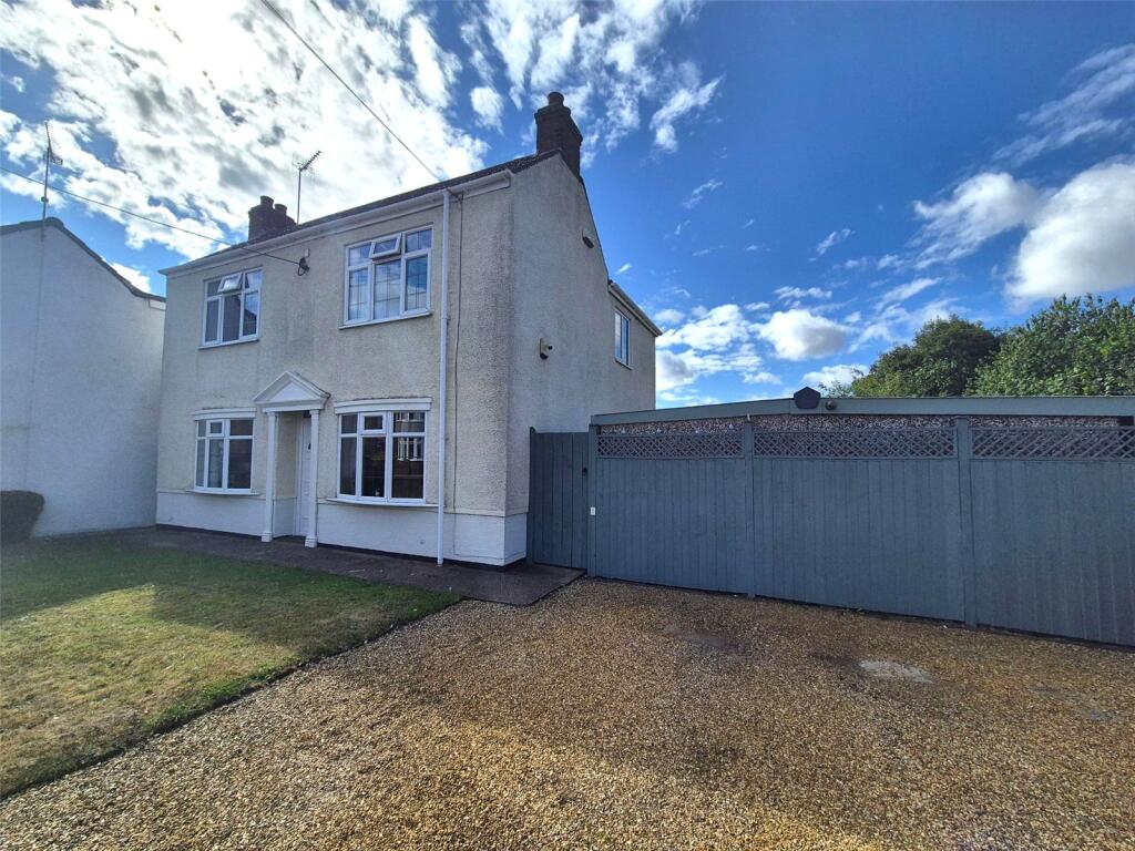 3-bed detached on Lentons Lane, HAWKESBURY, Coventry, CV2, £325,000
