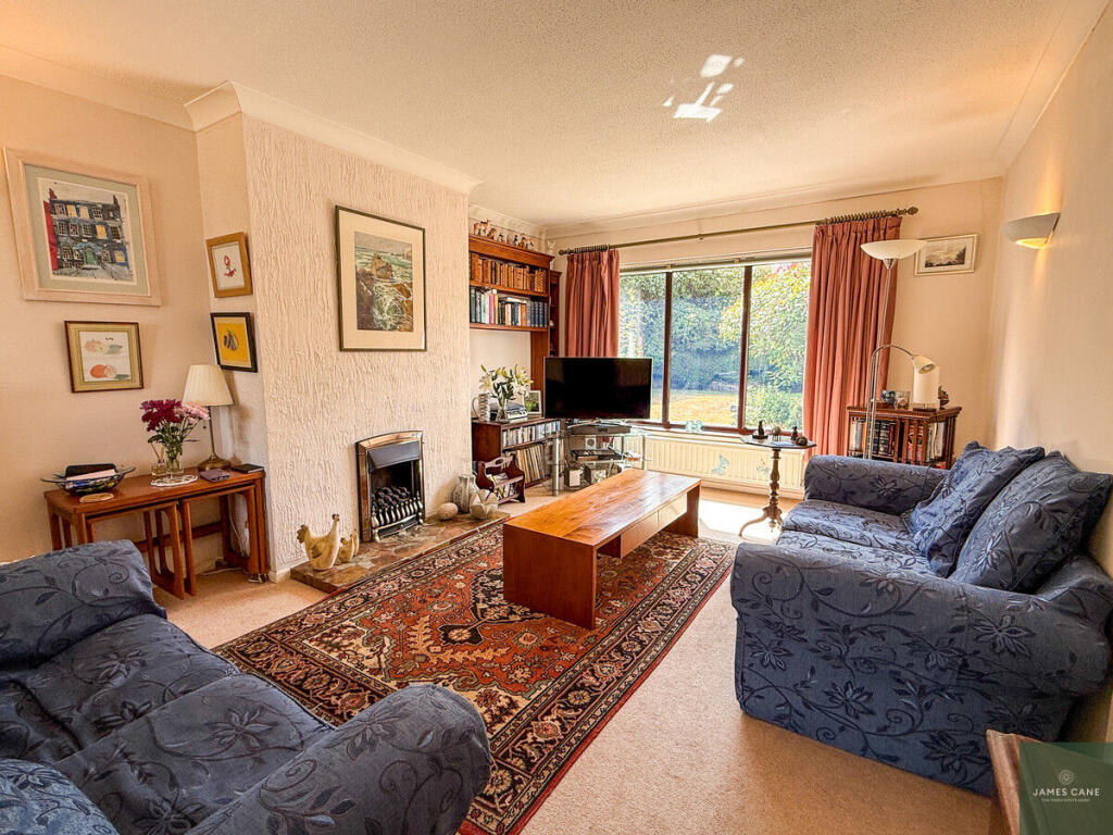 House in Truro - View 5