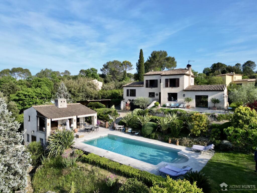 Main image of property: Provence-Alps-Cote d`Azur, Alpes-Maritimes, Valbonne