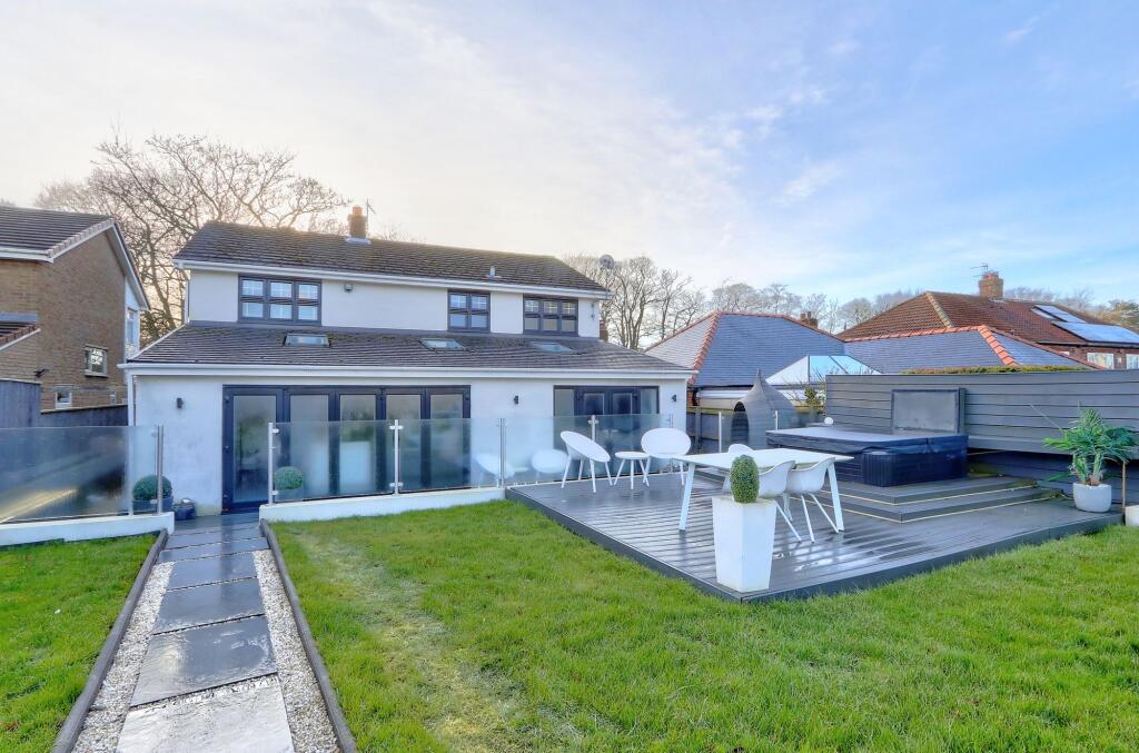 Main image of property: Moor Park, Nunthorpe, TS7