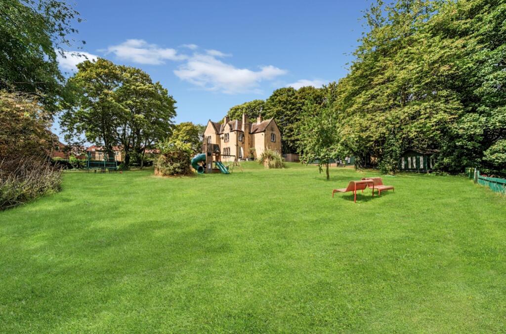 House in Sheffield - View 3