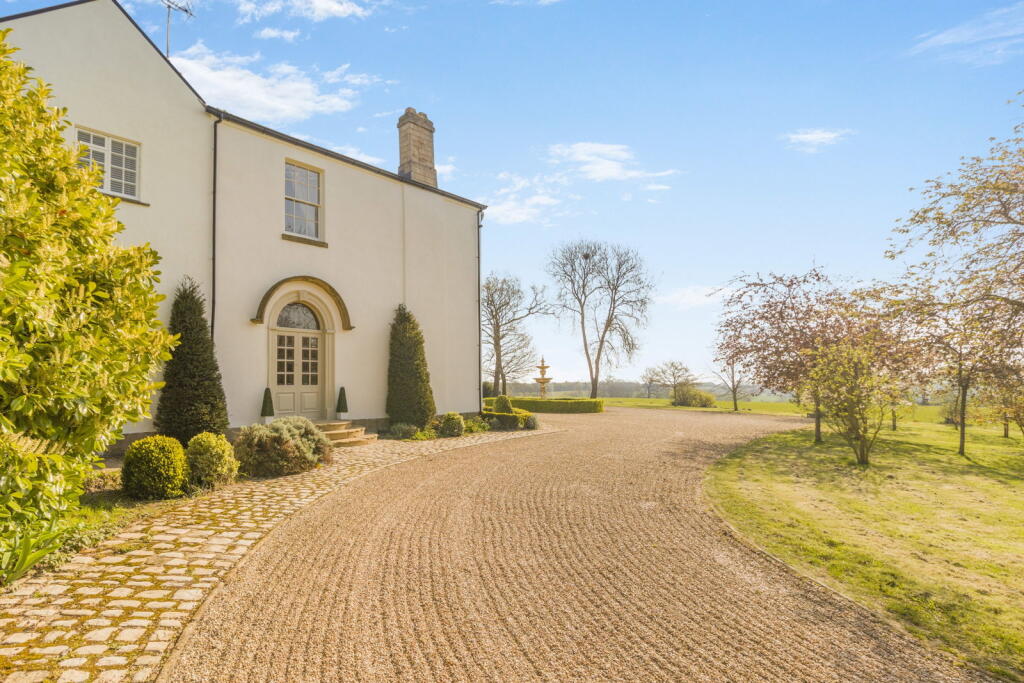 House in Sheffield - View 5