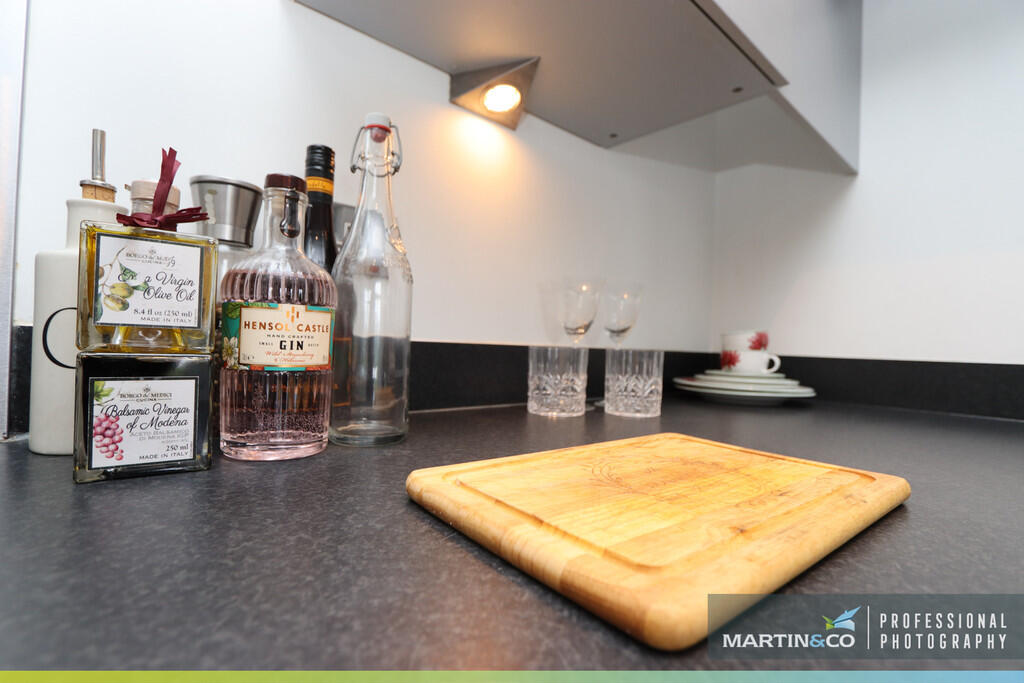 Apartment in Cardiff, Windsor Quay, Grangetown - View 4