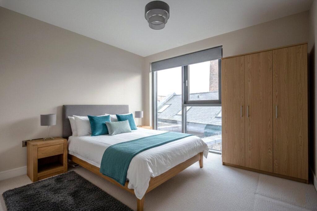 Apartment in Bristol, Canon's Marsh, Spike Island - More