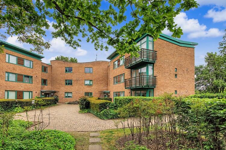 Apartment in Oxford, Cutteslowe - View 4