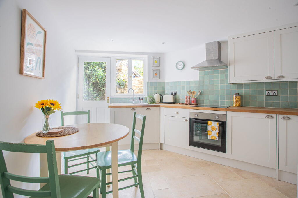 House in Cotswold, Tetbury - View 4