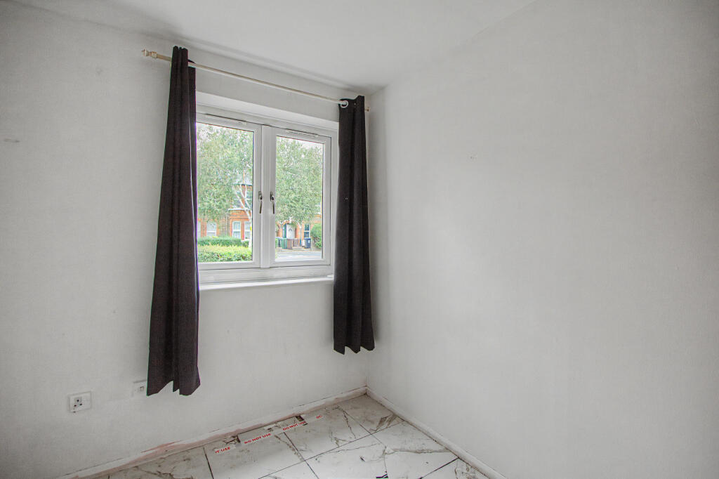 Apartment in London - View 2
