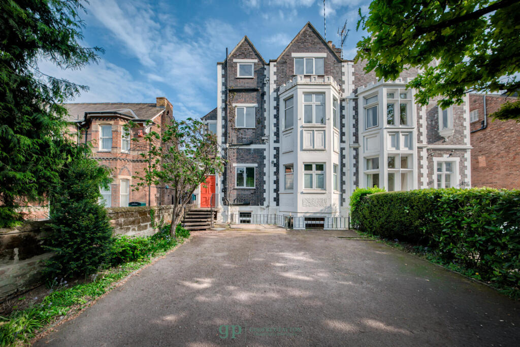 Main image of property: Clevedon Villa, Coten End, Warwick