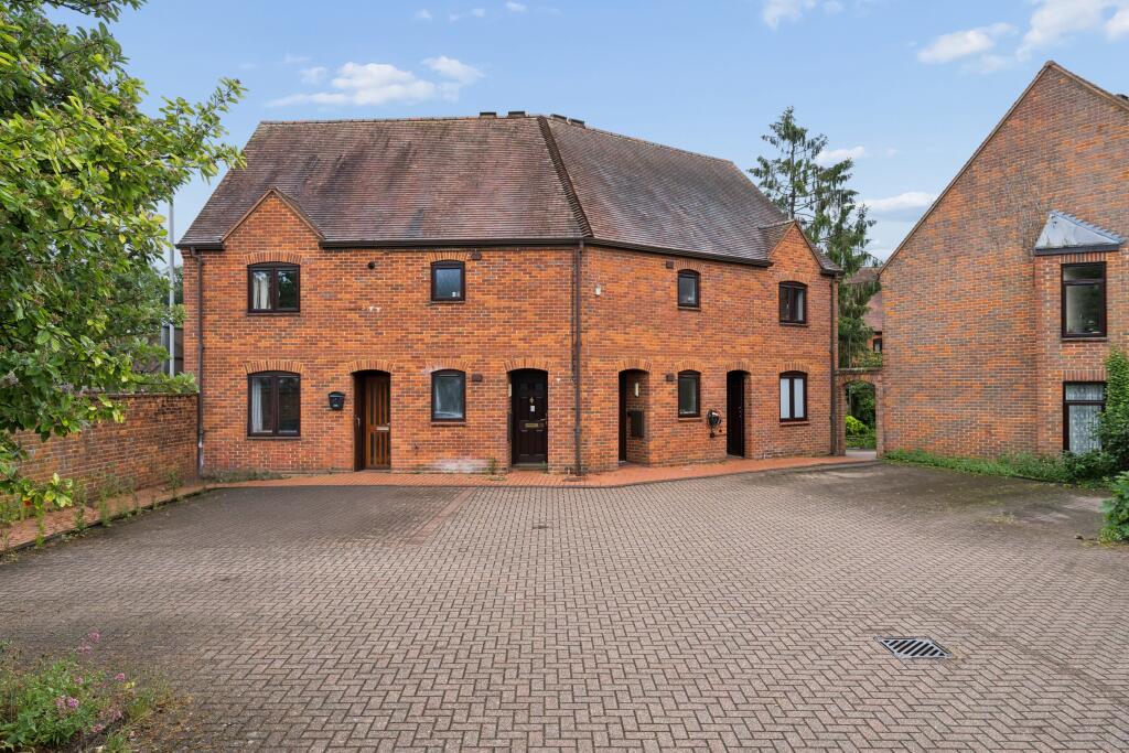 Main image of property: Washington Row, Amersham