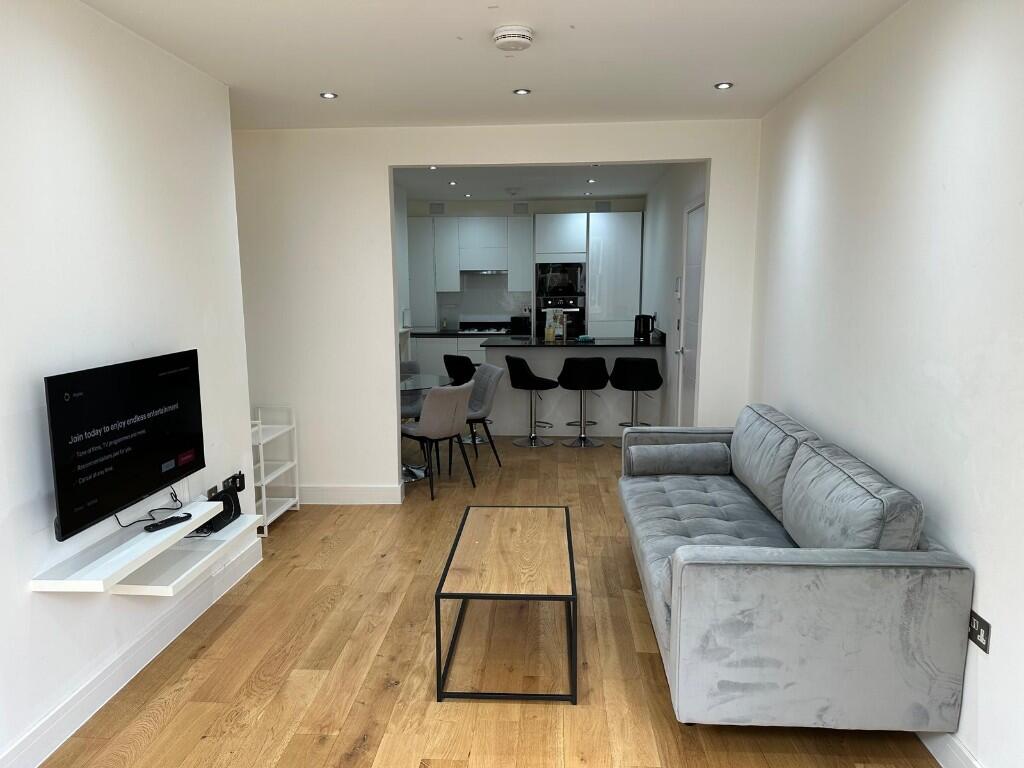 Apartment in London - View 3