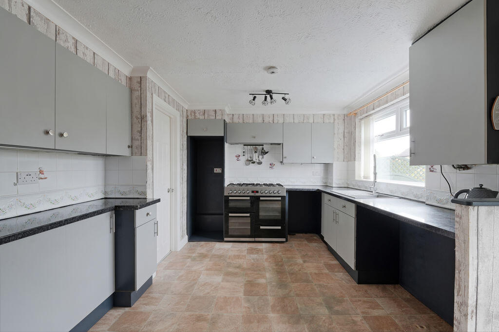 House in Sheffield, Upper Heeley, Heeley - View 2