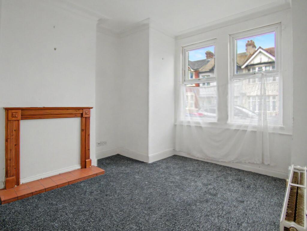 House in Southend-on-Sea, Essex - View 2