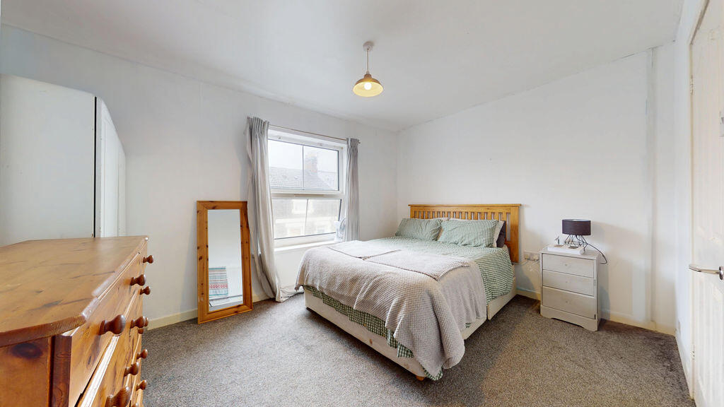 2 Bedroom house for sale photo 2