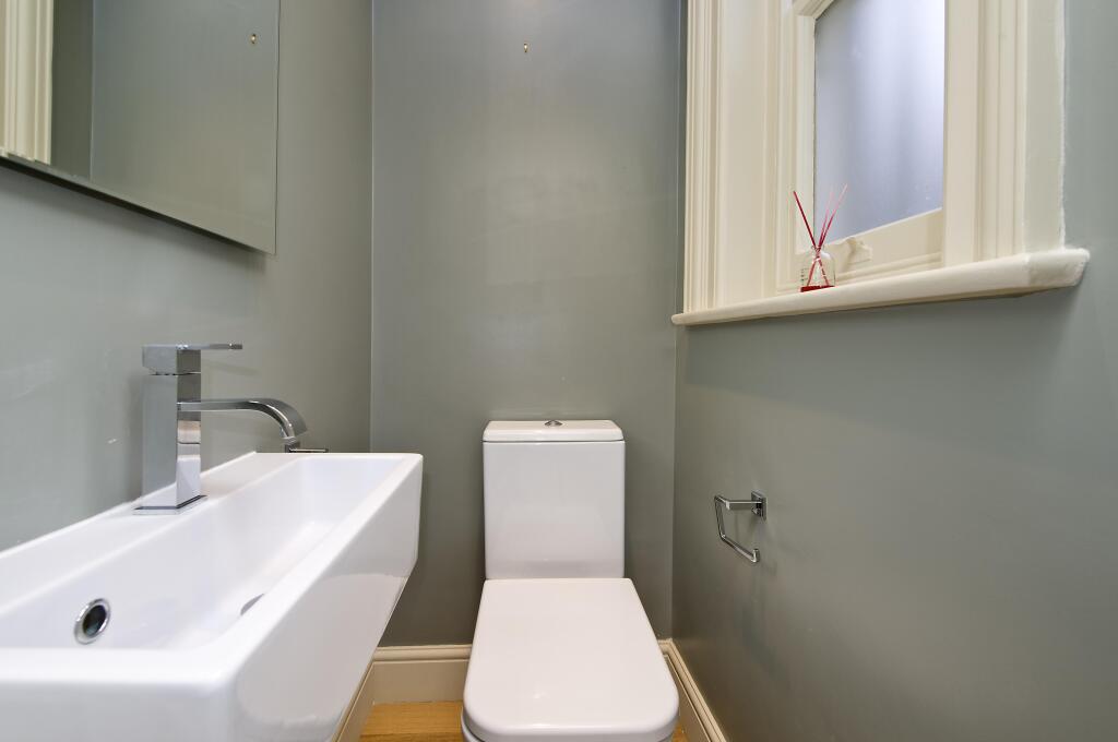 4 bedroom flat for rent