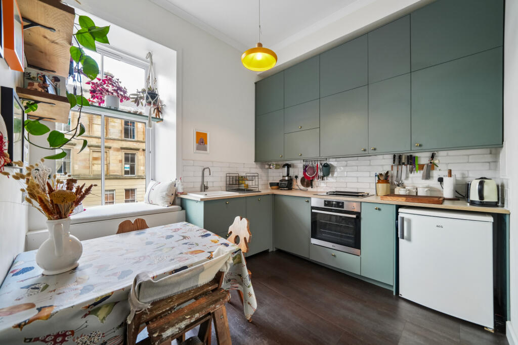 Apartment in Glasgow, Hangingshaw, Crosshill - More