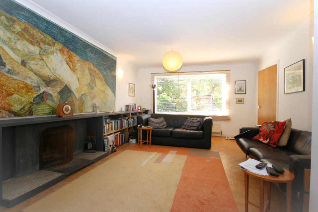Grange Close, Everton photo 3