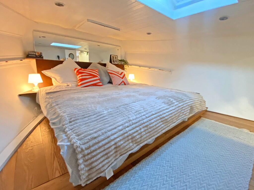 Main image of property: Rope Street, London, SE16