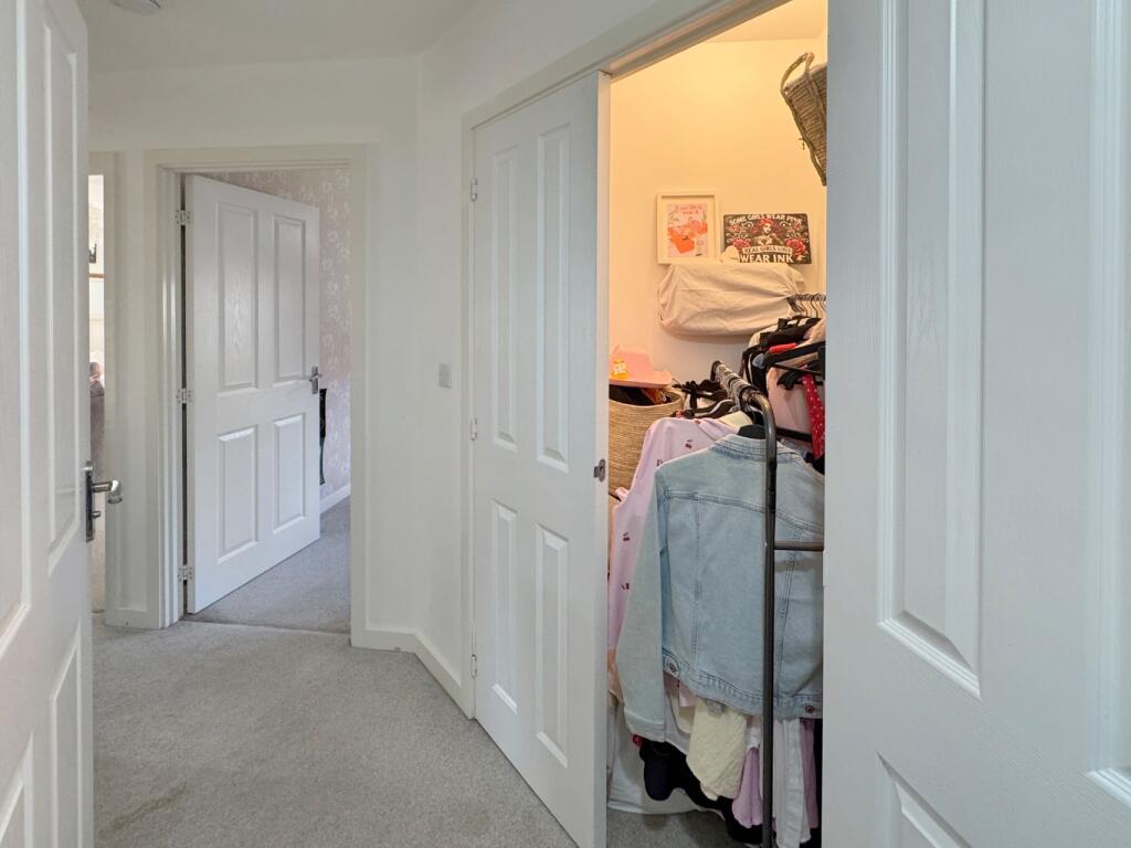 Apartment in Dartford - More