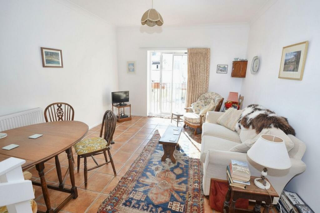 Apartment in Teignbridge, Dawlish - View 2