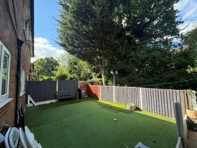 Apartment in Birmingham, West Midlands - More