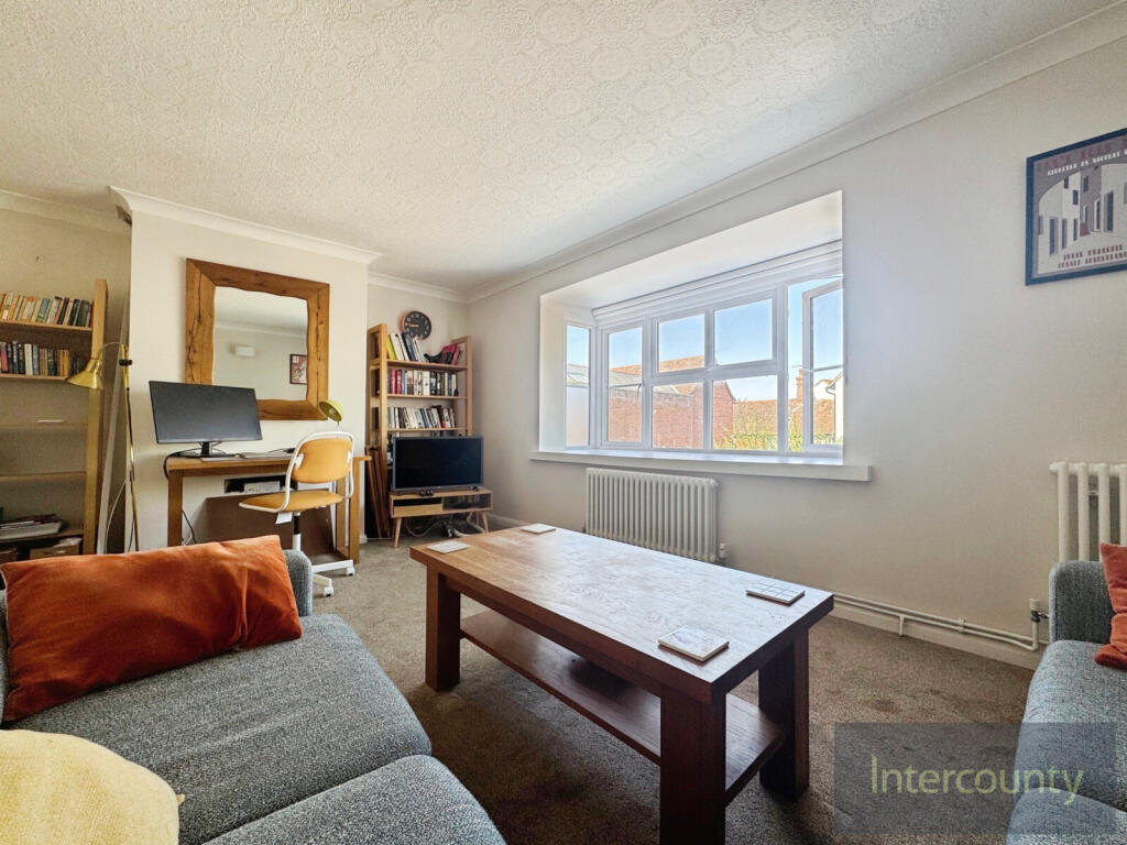 Apartment in Cambridge - View 4