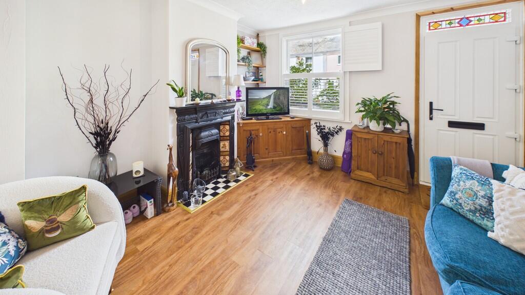 House in Bury St Edmunds, Priors Estate - View 2