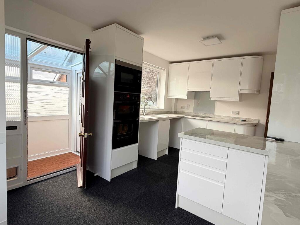 House in Ipswich - View 4