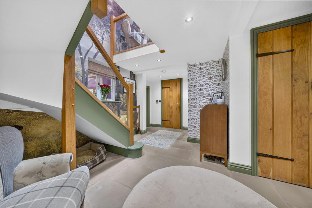 House in Stockport - View 4