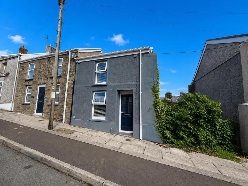 3-bed terraced on Lower Station Street, Aberaman, Aberdare, £175,000