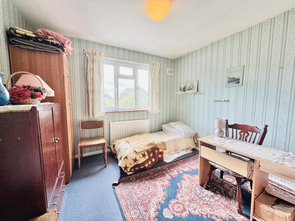 House in London, East Barnet - More