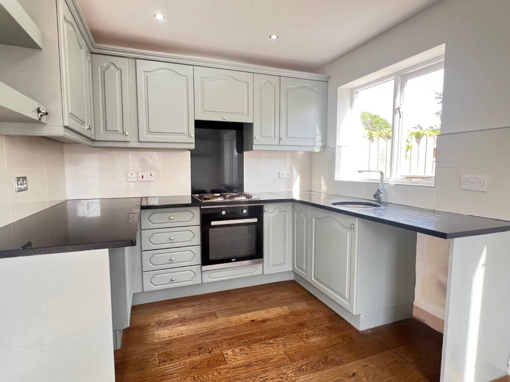House in Sutton Upon Derwent - View 4