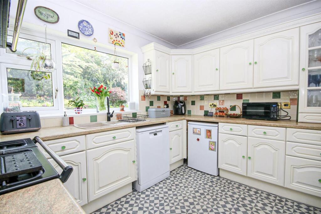 House in Broadland, Sprowston - View 3