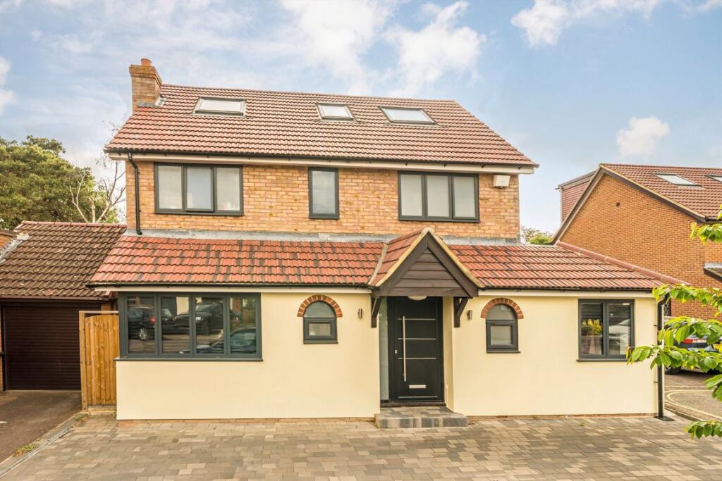 Main image of property: Hazelbury Close, Wimbledon