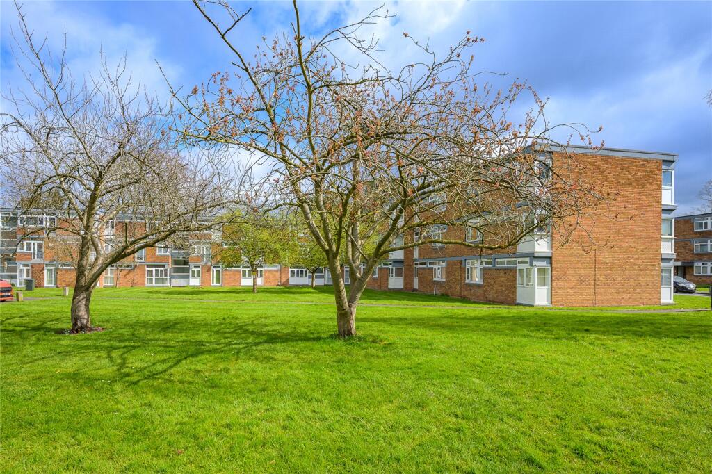 Apartment in Wolverhampton, West Midlands - More