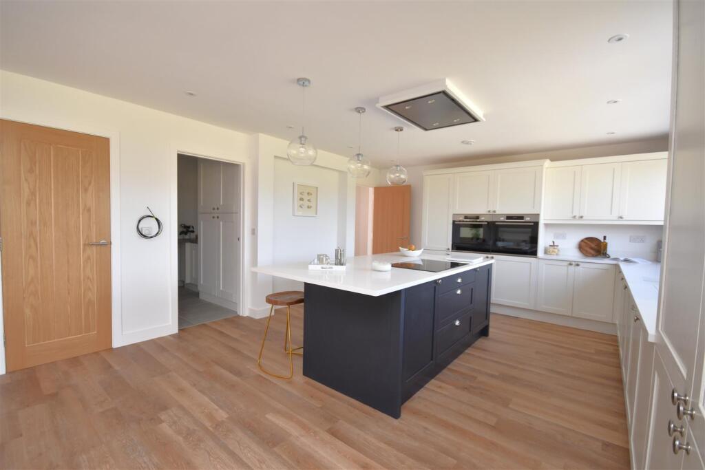 House in Raby, Liverpool City Region - View 5