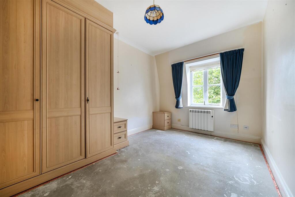 Apartment in Dorchester, Poundbury - View 5