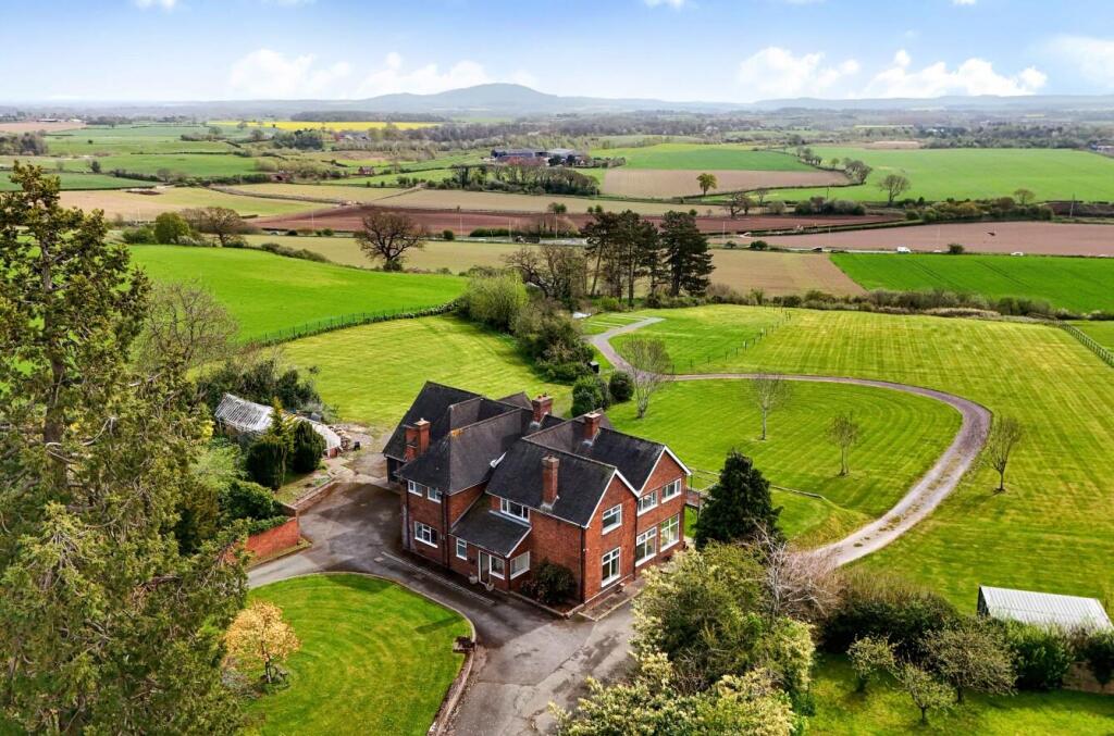 Main image of property: Betley House, 109 Lyth Hill, Road Bayston Hill, Shrewsbury, SY3 0AT